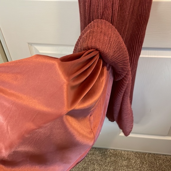 Metallic knit color blocked Maxi Dress - Picture 5 of 7